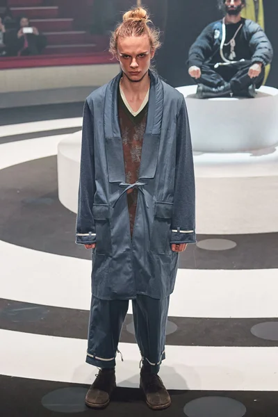 Look 31